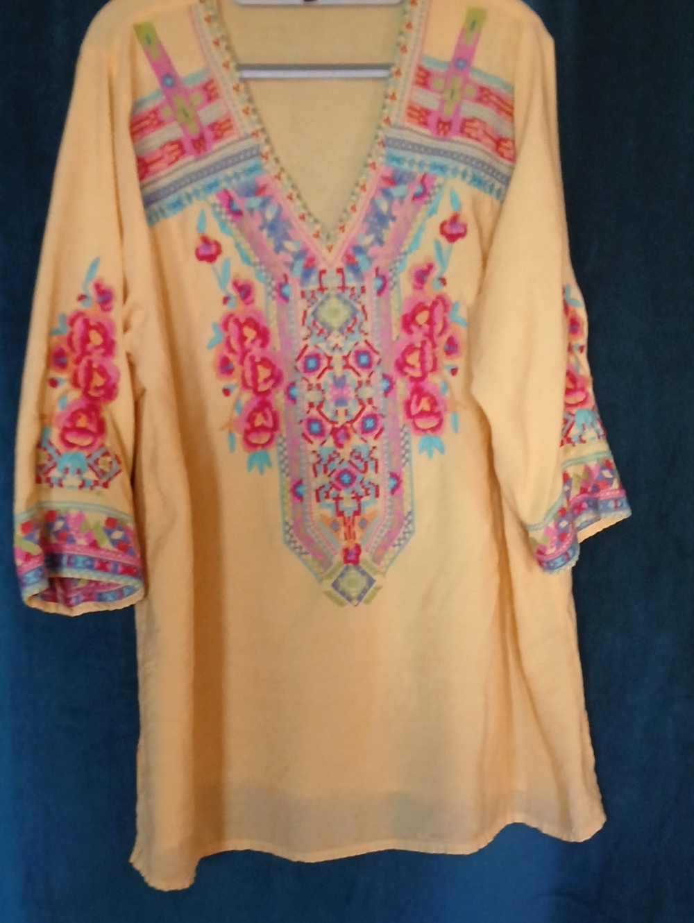 Embroidered V-Neck Yellow Women's Tunic Top. 25" Pit To Pit  32 " Long